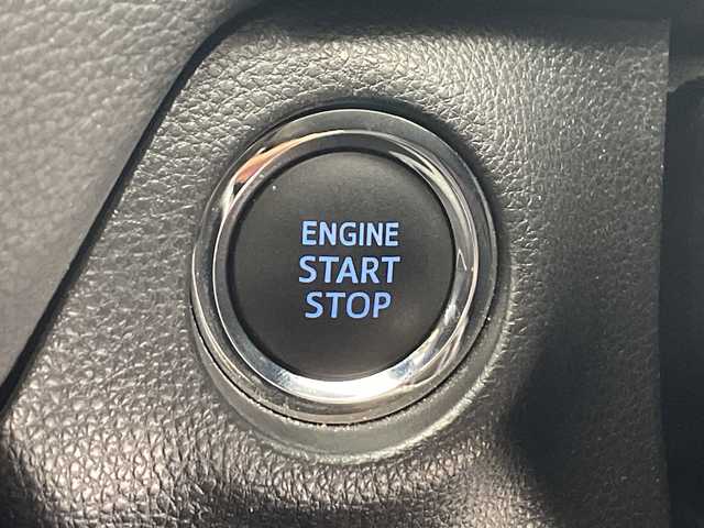 トヨタ ＲＡＶ４ G Zパッケージ 千葉県 2019(令1)年 4.4万km ホワイトパールクリスタルシャイン 純正ナビ/　CD/DVD/Bluetooth/フルセグTV/トヨタセーフティセンス/レーダークルーズコントロール/レーンキープアシスト/衝突軽減ブレーキ/クリアランスソナー/ブラインドスポットモニター/先行車発進警報/ロードサインアシスト/ダウンヒルアシスト/電動パーキング/オートホールド/オートハイビーム/パワーシート/シートメモリー（運転席）/パワーバックドア/デジタルインナーミラー/ステアリングヒーター/ビルトインETC/LEDライト/フォグランプ/フロアマット