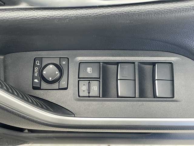 トヨタ ＲＡＶ４ G Zパッケージ 千葉県 2019(令1)年 4.4万km ホワイトパールクリスタルシャイン 純正ナビ/　CD/DVD/Bluetooth/フルセグTV/トヨタセーフティセンス/レーダークルーズコントロール/レーンキープアシスト/衝突軽減ブレーキ/クリアランスソナー/ブラインドスポットモニター/先行車発進警報/ロードサインアシスト/ダウンヒルアシスト/電動パーキング/オートホールド/オートハイビーム/パワーシート/シートメモリー（運転席）/パワーバックドア/デジタルインナーミラー/ステアリングヒーター/ビルトインETC/LEDライト/フォグランプ/フロアマット