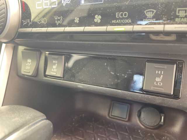 トヨタ ＲＡＶ４ G Zパッケージ 千葉県 2019(令1)年 4.4万km ホワイトパールクリスタルシャイン 純正ナビ/　CD/DVD/Bluetooth/フルセグTV/トヨタセーフティセンス/レーダークルーズコントロール/レーンキープアシスト/衝突軽減ブレーキ/クリアランスソナー/ブラインドスポットモニター/先行車発進警報/ロードサインアシスト/ダウンヒルアシスト/電動パーキング/オートホールド/オートハイビーム/パワーシート/シートメモリー（運転席）/パワーバックドア/デジタルインナーミラー/ステアリングヒーター/ビルトインETC/LEDライト/フォグランプ/フロアマット