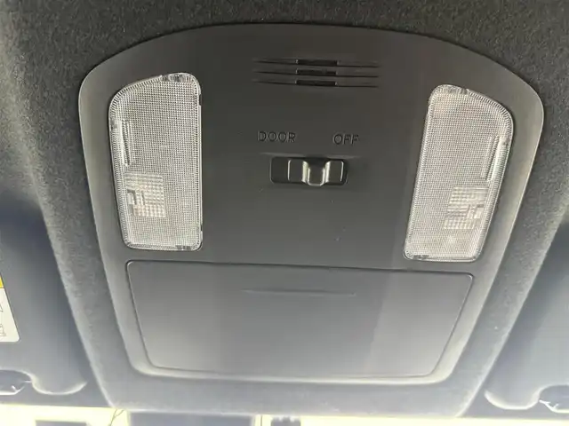 トヨタ ハイラックス Z GRスポーツ 愛知県 2022(令4)年 1.7万km アティチュードブラックマイカ トヨタセーフティセンス/　・プリクラッシュセーフティ/　・レーンキープアシスト/　・アダプティブクルーズコントロール/　・クリアランスソナー/純正ナビ付ディスプレイオーディオ/　ーBT/フルセグTV/AppleCarPlay/AndroidAuto/３６０度カメラ/前後ドラレコ/ハーフレザーシート/運転席パワーシート/パドルシフト/純正１８インチＡＷ/スマートキー×２