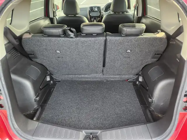 日産 ノート e－パワー メダリスト 群馬県 2017(平29)年 5.6万km ガーネットレッド アラウンドビューモニターセット/純正ナビ/フルセグTV/アラウンドビューモニター/デジタルルームミラー/ビルトインETC/衝突被害軽減ブレーキ/車線逸脱警報/踏み間違い衝突防止アシスト/フロント/バックソナー/LEDヘッドランプ/革巻きステアリング/ステアリングスイッチ/ハーフレザーシート/純正15インチアルミホイール/スマートキー/プッシュエンジンスターター/禁煙車