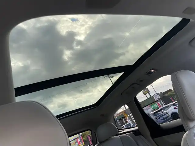 ボルボ ＸＣ６０ T5 AWD インスクリプション 静岡県 2017(平29)年 3.9万km デニムブルーメタリック パノラマサンルーフ　/Ｂｏｗｅｒｓ／Ｗｉｌｋｉｎｓプレミアムサウンドオーディオ　/ＡＣＣ　/ＨＵＤ　/ＬＫＡ　/ＢＳＭ　/ＲＣＴＡ　/シートヒーター（全席）　/シートベンチレーション/リラクゼーション機能（前席）/ステリングヒーター/純正HDDナビ/全方位カメラ/AppleCarPlay/androidauto/電動テールゲート