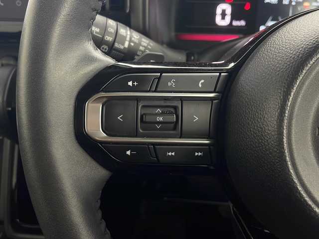 スズキ スペーシア カスタム HYBRID XS ターボ 秋田県 2024(令6)年 3.1万km ピュアホワイトパール/ブラック2トーン 4WD/スズキセーフティサポート　/純正メモリナビ　/　　CD/DVD/BT/フルセグTV/全方位カメラ　/両側パワースライドドア　/レーダークルーズコントロール　/LEDオートライト　/ハーフレザーシート　/前席シートヒーター　/純正15インチアルミホイール/ヘッドアップディスプレイ/パドルシフト/アイドリングストップ/ステアリングスイッチ/リアサンシェード/スマートキー