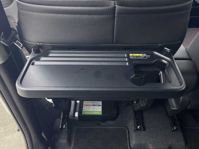 スズキ スペーシア カスタム HYBRID XS ターボ 秋田県 2024(令6)年 3.1万km ピュアホワイトパール/ブラック2トーン 4WD/スズキセーフティサポート　/純正メモリナビ　/　　CD/DVD/BT/フルセグTV/全方位カメラ　/両側パワースライドドア　/レーダークルーズコントロール　/LEDオートライト　/ハーフレザーシート　/前席シートヒーター　/純正15インチアルミホイール/ヘッドアップディスプレイ/パドルシフト/アイドリングストップ/ステアリングスイッチ/リアサンシェード/スマートキー