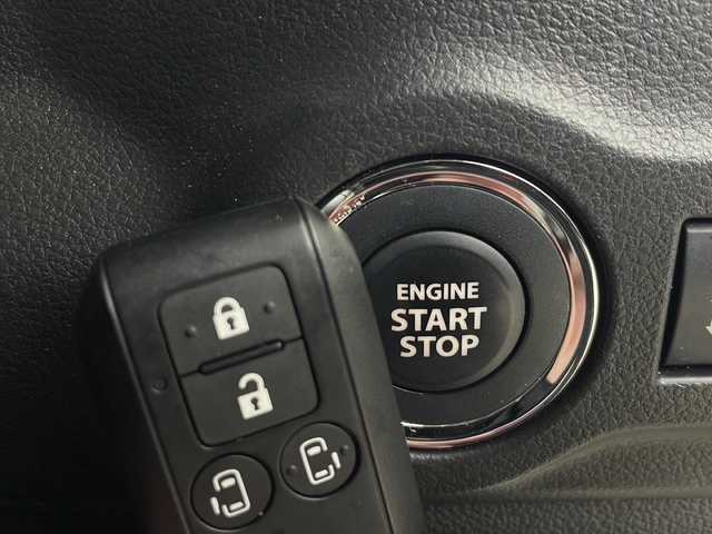 スズキ スペーシア カスタム HYBRID XS ターボ 秋田県 2024(令6)年 3.1万km ピュアホワイトパール/ブラック2トーン 4WD/スズキセーフティサポート　/純正メモリナビ　/　　CD/DVD/BT/フルセグTV/全方位カメラ　/両側パワースライドドア　/レーダークルーズコントロール　/LEDオートライト　/ハーフレザーシート　/前席シートヒーター　/純正15インチアルミホイール/ヘッドアップディスプレイ/パドルシフト/アイドリングストップ/ステアリングスイッチ/リアサンシェード/スマートキー