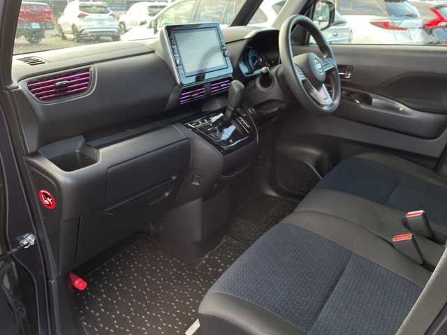 日産 ルークス 山口県 2021(令3)年 1.8万km アメジストパープル プロパイロット/純正９型ナビ（フルセグTV、AM/FM、Bluetooth）/MM320D-L/全方位カメラ/両側パワースライドドア/LEDオートライト/純正１４インチアルミホイール/アイドリングストップ/横滑り防止装置/前後コーナーセンサー/衝突被害軽減ブレーキ/スペアキー１本