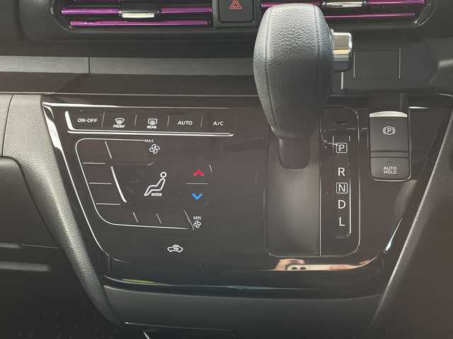 日産 ルークス 山口県 2021(令3)年 1.8万km アメジストパープル プロパイロット/純正９型ナビ（フルセグTV、AM/FM、Bluetooth）/MM320D-L/全方位カメラ/両側パワースライドドア/LEDオートライト/純正１４インチアルミホイール/アイドリングストップ/横滑り防止装置/前後コーナーセンサー/衝突被害軽減ブレーキ/スペアキー１本