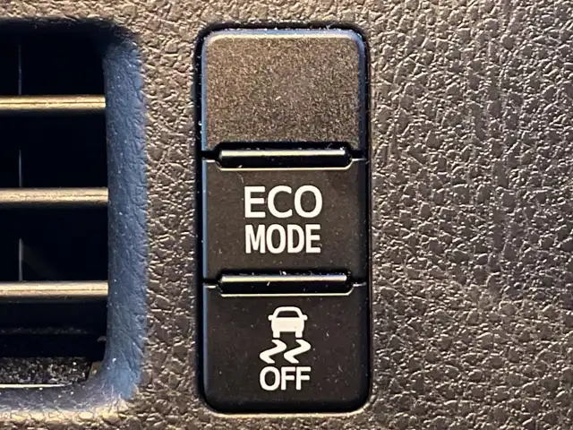 トヨタ ヴォクシー ZS 煌Ⅱ 滋賀県 2019(令1)年 5.1万km ブラック 純正SDナビ/・AM/FM/・CD/DVD/・SD/・Bluetooth/・フルセグTV/バックカメラ/ステアリングスイッチ/革巻きステアリング/前後ドライブレコーダー/ビルトインETC/クルーズコントロール/プリクラッシュセーフティ/レーンディパーチャーアラート/パーキングサポートブレーキ/先行車発進告知/パーキングソナー/オートハイビーム/両側パワースライドドア/オートヘッドライト/フォグランプ/LEDヘッドライト/オートリトラミラー/スマートキー×2