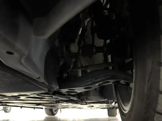 トヨタ プリウス Sツーリングセレクション 三重県 2019(令1)年 5.7万km エモーショナルレッドⅡ ハイブリッド/FF/インパネCVT/純正 9インチナビ NSZT-Y68T/（AM/FM/CD/DVD/TV/SD/SDREC/Bluetooth）/バックガイドモニター/フルエアロ/ドライブレコーダー 前方/ビルトイン ETC/Toyota Safety Sense/●プリクラッシュセーフティ［PCS］/●レーンディパーチャーアラート［LDA］（ステアリング制御機能付）/●ふらつき警報/●オートハイビーム/●レーダークルコン（全車速追従機能付）/・【OP】ITS Connect/・【OP】インテリジェントクリアランスソナー［パーキングサポートブレーキ（静止物）］/装備/・合成皮革シート（黒）/・シートヒーター（D/N）/・オートライト/・LED ヘッドランプ＆フロントフォグランプ/・オートエアコン/・ステアリングスイッチ/・プッシュスタート/・純正17inAW/・保/取/ナビ取/など