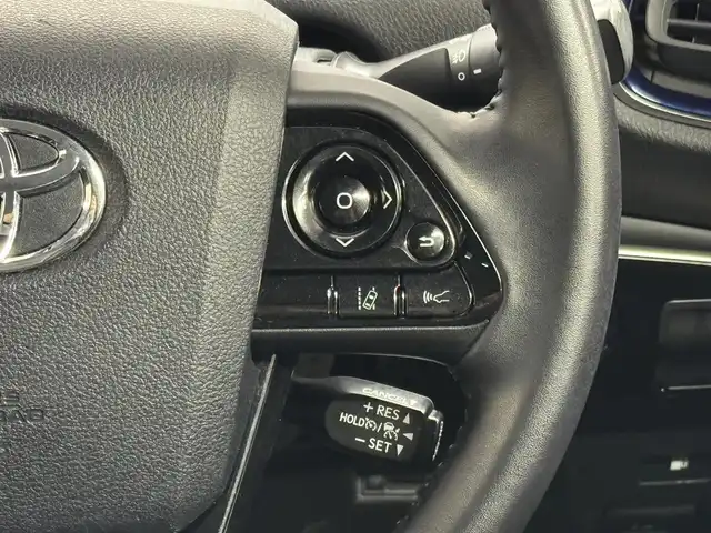 トヨタ プリウス Sツーリングセレクション 三重県 2019(令1)年 5.7万km エモーショナルレッドⅡ ハイブリッド/FF/インパネCVT/純正 9インチナビ NSZT-Y68T/（AM/FM/CD/DVD/TV/SD/SDREC/Bluetooth）/バックガイドモニター/フルエアロ/ドライブレコーダー 前方/ビルトイン ETC/Toyota Safety Sense/●プリクラッシュセーフティ［PCS］/●レーンディパーチャーアラート［LDA］（ステアリング制御機能付）/●ふらつき警報/●オートハイビーム/●レーダークルコン（全車速追従機能付）/・【OP】ITS Connect/・【OP】インテリジェントクリアランスソナー［パーキングサポートブレーキ（静止物）］/装備/・合成皮革シート（黒）/・シートヒーター（D/N）/・オートライト/・LED ヘッドランプ＆フロントフォグランプ/・オートエアコン/・ステアリングスイッチ/・プッシュスタート/・純正17inAW/・保/取/ナビ取/など