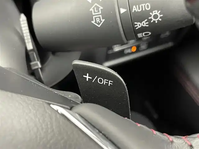 マツダ ＣＸ－５ XD ブラックトーンエディション 埼玉県 2022(令4)年 1.4万km ソウルレッドクリスタルM サンルーフ　ＢＯＳＥサウンド　３６０度ビューモニター　マツダコネクト１０．２５型ナビ　ＢＳＭ　ＨＵＤ　レーダークルーズコントロール　前後ドラレコ　黒半革シート　ＥＴＣ　シートヒーター　パワーバックドア