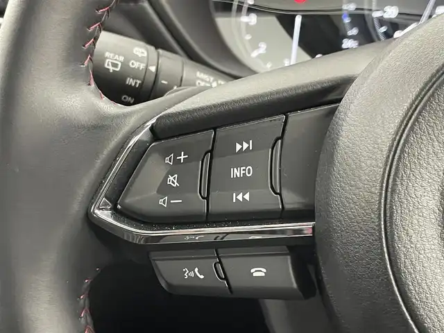 マツダ ＣＸ－５ XD ブラックトーンエディション 埼玉県 2022(令4)年 1.4万km ソウルレッドクリスタルM サンルーフ　ＢＯＳＥサウンド　３６０度ビューモニター　マツダコネクト１０．２５型ナビ　ＢＳＭ　ＨＵＤ　レーダークルーズコントロール　前後ドラレコ　黒半革シート　ＥＴＣ　シートヒーター　パワーバックドア