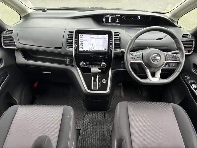 日産 セレナ ハイウェイスター G 福岡県 2017(平29)年 6万km ダイヤモンドブラック 前後ドラレコ/クルーズコントロール/純正ナビ/フルセグTV/後席モニター/BT/純正ETC/純正アルミホイール/オートライト/プッシュスタート/スマートキー/横滑り防止装置/衝突被害軽減システム/Wサイドエアバッグ/カーテンエアバッグ/パーキングアシスト/前後車外カメラ/ABS/前後コーナーセンサー/両側パワスラ