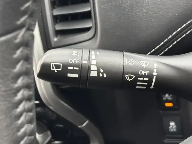 日産 セレナ ハイウェイスター G 福岡県 2017(平29)年 6万km ダイヤモンドブラック 前後ドラレコ/クルーズコントロール/純正ナビ/フルセグTV/後席モニター/BT/純正ETC/純正アルミホイール/オートライト/プッシュスタート/スマートキー/横滑り防止装置/衝突被害軽減システム/Wサイドエアバッグ/カーテンエアバッグ/パーキングアシスト/前後車外カメラ/ABS/前後コーナーセンサー/両側パワスラ