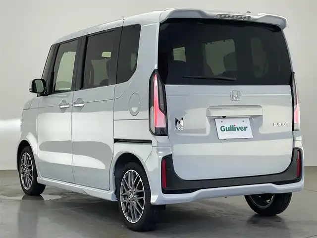 ホンダ Ｎ ＢＯＸ カスタム ターボ 愛知県 2024(令6)年 0.4万km プレミアムサンライトホワイトパール 純正９型ホンダコネクトナビ　フルセグＴＶ　カープレイ　ハーフレザー　シートヒーター　ＥＴＣ　両側パワースライドドア　ホンダセンシング　衝突軽減　追従クルコン　パドルシフト　純正ドラレコ　ＬＥＤ　禁煙車