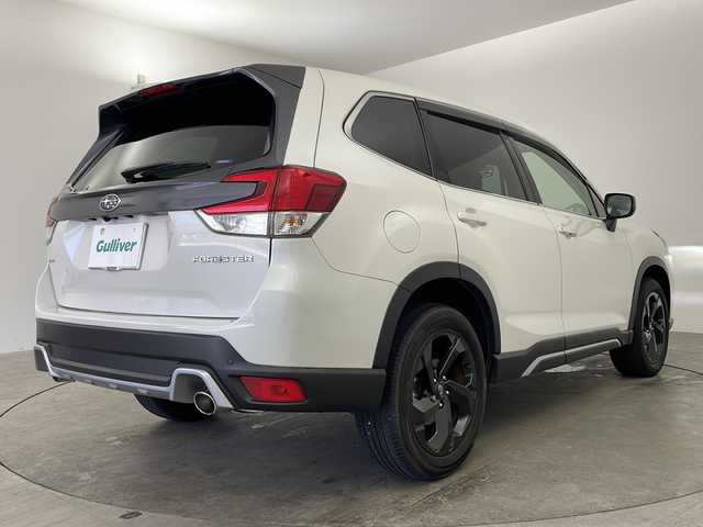 スバル フォレスター スポーツ 兵庫県 2021(令3)年 1.6万km クリスタルホワイトP ・純正8インチナビ＆TV＆BT＆CD＆DVD＆USB/・DAITONE SOUND/・レーダークルーズコントロール/・レーンキープアシスト/・車線逸脱警報/・オートマチックハイビーム/・ブラインドスポットモニター/・ドライバーモニタリングシステム/・フロント/サイド/バック カメラ/・ハーフレザーシート/・前席パワーシート/・全席シートヒーター/・パワーバックドア/・ステアリングヒーター/・衝突軽減ブレーキ/・電動パーキングブレーキ/・ブレーキホールド/・デジタルインナーミラー/・純正18インチAW/・ヒルディセントコントロール/・LEDヘッドライト/・ドライブレコーダー/・ETC/・純正フロアマット/・プッシュスタート/・スペアキー