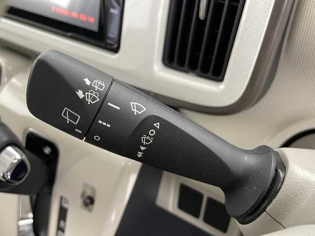 ダイハツ ムーヴ キャンバス X LTD メイクアップ SA Ⅲ 長野県 2018(平30)年 3.7万km パールホワイトⅢ/ナチュラルベージュマイカメタリック 2トーン 4WD/社外SDナビ&フルセグTV&CD&DVD&BT/衝突軽減ブレーキ/アイドリングストップ/社外前方ドライブレコーダー/両側パワースライドドア/ステアリングスイッチ/ベンチシート/バックカメラ/ETC/ハロゲンライト/オートライト/オートマチックハイビーム/フロントフォグランプ/電動格納ミラー/純正ホイールキャップ装着/純正フロアマット/純正ドアバイザー/プッシュスタート/スマートキー