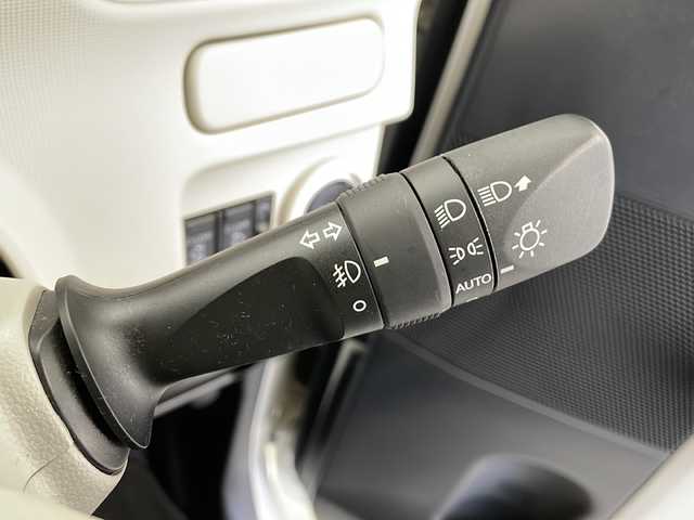 ダイハツ ムーヴ キャンバス X LTD メイクアップ SA Ⅲ 長野県 2018(平30)年 3.7万km パールホワイトⅢ/ナチュラルベージュマイカメタリック 2トーン 4WD/社外SDナビ&フルセグTV&CD&DVD&BT/衝突軽減ブレーキ/アイドリングストップ/社外前方ドライブレコーダー/両側パワースライドドア/ステアリングスイッチ/ベンチシート/バックカメラ/ETC/ハロゲンライト/オートライト/オートマチックハイビーム/フロントフォグランプ/電動格納ミラー/純正ホイールキャップ装着/純正フロアマット/純正ドアバイザー/プッシュスタート/スマートキー