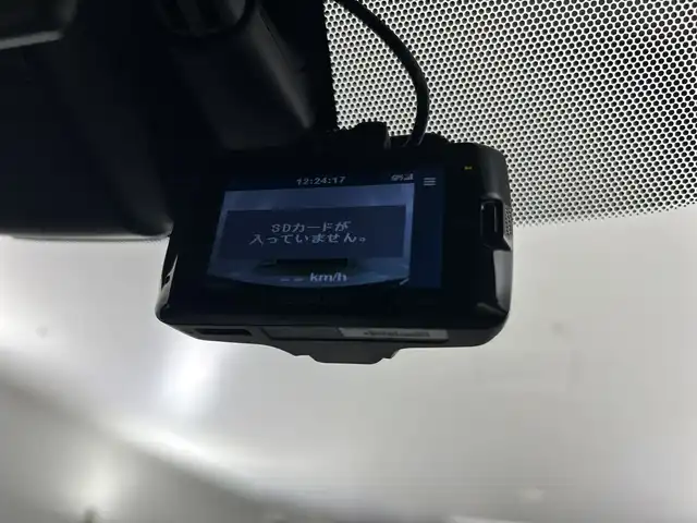 日産 ジューク 15RX Vセレクション 愛知県 2017(平29)年 4.3万km ブリリアントホワイトパール 純正7インチナビ/（CD/DVD/フルセグTV/AM/FM)/衝突軽減ブレーキ/レーンキープアシスト/ETC/ドライブレコーダー/17インチアルミホイール/アイドリングストップ/リアスポイラー/スマートキー/プッシュスタート/フロアマット/LEDヘッドライト/フロントフォグライト