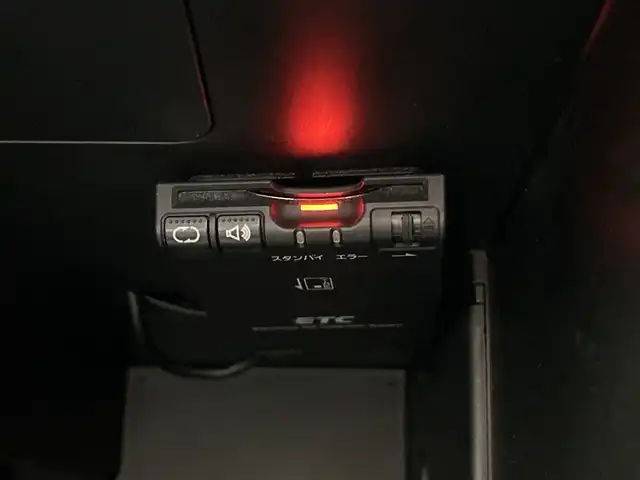 日産 ジューク 15RX Vセレクション 愛知県 2017(平29)年 4.3万km ブリリアントホワイトパール 純正7インチナビ/（CD/DVD/フルセグTV/AM/FM)/衝突軽減ブレーキ/レーンキープアシスト/ETC/ドライブレコーダー/17インチアルミホイール/アイドリングストップ/リアスポイラー/スマートキー/プッシュスタート/フロアマット/LEDヘッドライト/フロントフォグライト