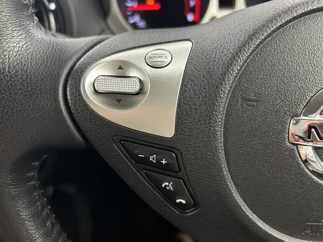 日産 ジューク 15RX Vセレクション 愛知県 2017(平29)年 4.3万km ブリリアントホワイトパール 純正7インチナビ/（CD/DVD/フルセグTV/AM/FM)/衝突軽減ブレーキ/レーンキープアシスト/ETC/ドライブレコーダー/17インチアルミホイール/アイドリングストップ/リアスポイラー/スマートキー/プッシュスタート/フロアマット/LEDヘッドライト/フロントフォグライト