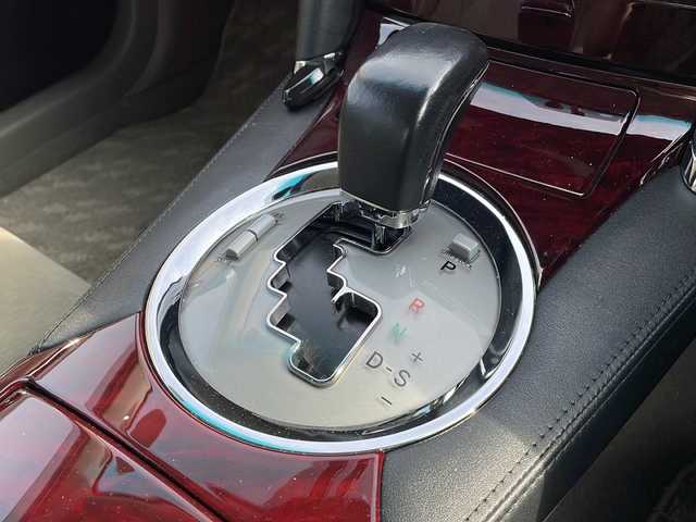 トヨタ マークＸ 300Gプレミアム 新潟県 2007(平19)年 4.3万km クールホワイトパールクリスタルシャイン 純正HDDナビ/CD/MD/ミュージックサーバー/バックカメラ/ETC/パワーシート/ステアリングスイッチ/パーキングアシスト/スマートキー/プッシュスタート/キセノンヘッドライト/オートライト/フォグランプ/社外16インチアルミホイール