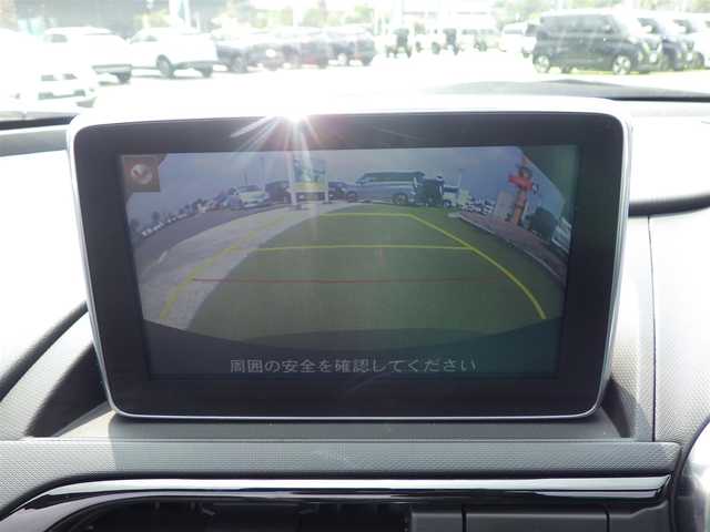 マツダ ロードスター S レザーパッケージ 千葉県 2015(平27)年 4.1万km クリスタルホワイトパールマイカ ブラインドスポットモニタリング/ブラックレザーシート/シートヒーター/BOSE/純正SDナビ/地デジTV/【DVD/CD再生機能　Bluetooth接続】/バックカメラ/ドライブレコーダー/革巻きステアリング/ステアリングスイッチ/パドルシフト/ETC/LEDヘッドライト/純正16インチアルミホイル/アドバンストキーレスエントリー