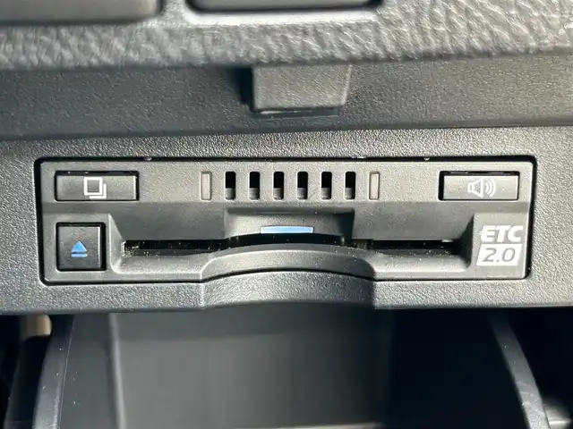 トヨタ アルファード S タイプゴールド 静岡県 2020(令2)年 3.2万km ホワイトパールクリスタルシャイン 純正ディスプレイオーディオ/(CD/DVD/フルセグTV/Bluetooth)/バックカメラ/純正フリップダウンモニター/トヨタセーフティセンス/プリクラッシュセーフティー/レーンディパーチャーアラート/クルーズコントロール/ロードサインアシスト/両側パワースライドドア/モデリスタエアロ/LEDオートライト/オートハイビーム /スマートキー/ETC2.0