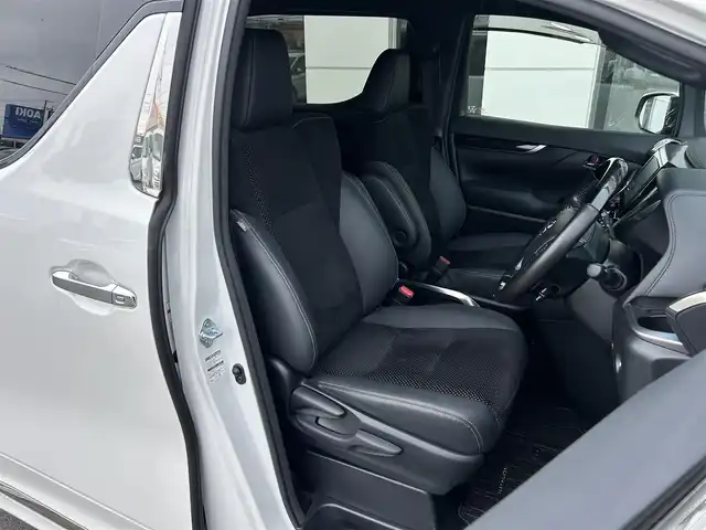 トヨタ アルファード S タイプゴールド 静岡県 2020(令2)年 3.2万km ホワイトパールクリスタルシャイン 純正ディスプレイオーディオ/(CD/DVD/フルセグTV/Bluetooth)/バックカメラ/純正フリップダウンモニター/トヨタセーフティセンス/プリクラッシュセーフティー/レーンディパーチャーアラート/クルーズコントロール/ロードサインアシスト/両側パワースライドドア/モデリスタエアロ/LEDオートライト/オートハイビーム /スマートキー/ETC2.0