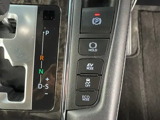 トヨタ アルファードハイブリット S タイプゴールドⅡ 新潟県 2021(令3)年 4.7万km ホワイトパールクリスタルシャイン 4WD/プリクラッシュセーフティ/レーンキープアシスト/純正ナビ/　(ＣＤ／ＢＴ／フルセグ)/バックカメラ/両側パワースライドドア/パワーバックドア/レーダークルーズコントロール/LEDオートライト/ハーフレザーシート/純正17インチアルミホイール/フォグランプ/電格ミラー/ウィンカーミラー/スマートキー/ビルトインETC