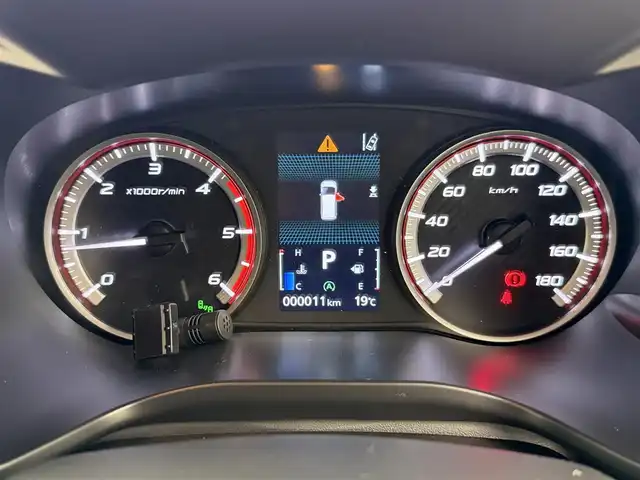 三菱 デリカＤ：５ ブラックエディション 愛知県 2025(令7)年 0.1千km グラファイトグレーメタリック/ブラックマイカ 登録済未使用車/4WD/ディーゼル/ターボ/e-Assist/  　・衝突軽減ブレーキシステム/　　・車線逸脱警報システム/　　・レーダークルーズコントロール/　　・オートマチックハイビーム/　　・BSM/アルパイン11インチナビ/　　CD/DVD/BT/フルセグ/アルパイン12.8インチ後席フリップダウンモニター/マルチアラウンドモニター/革巻きステアリング/ステアリングリモコン/パドルシフト/ステアリングヒーター/本革シート/パワーシート/シートヒーター/キャプテンシート/AC100V/両側パワースライドドア/電動サイドステップ/パワーバックドア/純正LEDヘッドライト/フォグランプ/純正18インチアルミホイール/取扱説明書/保証書/スペアキー