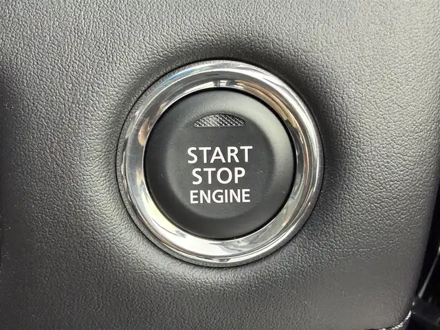 三菱 デリカＤ：５ ブラックエディション 愛知県 2025(令7)年 0.1千km グラファイトグレーメタリック/ブラックマイカ 登録済未使用車/4WD/ディーゼル/ターボ/e-Assist/  　・衝突軽減ブレーキシステム/　　・車線逸脱警報システム/　　・レーダークルーズコントロール/　　・オートマチックハイビーム/　　・BSM/アルパイン11インチナビ/　　CD/DVD/BT/フルセグ/アルパイン12.8インチ後席フリップダウンモニター/マルチアラウンドモニター/革巻きステアリング/ステアリングリモコン/パドルシフト/ステアリングヒーター/本革シート/パワーシート/シートヒーター/キャプテンシート/AC100V/両側パワースライドドア/電動サイドステップ/パワーバックドア/純正LEDヘッドライト/フォグランプ/純正18インチアルミホイール/取扱説明書/保証書/スペアキー