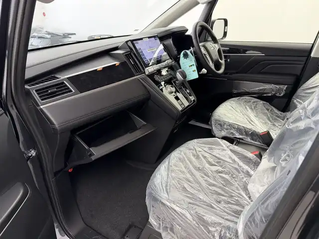 三菱 デリカＤ：５ ブラックエディション 愛知県 2025(令7)年 0.1千km グラファイトグレーメタリック/ブラックマイカ 登録済未使用車/4WD/ディーゼル/ターボ/e-Assist/  　・衝突軽減ブレーキシステム/　　・車線逸脱警報システム/　　・レーダークルーズコントロール/　　・オートマチックハイビーム/　　・BSM/アルパイン11インチナビ/　　CD/DVD/BT/フルセグ/アルパイン12.8インチ後席フリップダウンモニター/マルチアラウンドモニター/革巻きステアリング/ステアリングリモコン/パドルシフト/ステアリングヒーター/本革シート/パワーシート/シートヒーター/キャプテンシート/AC100V/両側パワースライドドア/電動サイドステップ/パワーバックドア/純正LEDヘッドライト/フォグランプ/純正18インチアルミホイール/取扱説明書/保証書/スペアキー