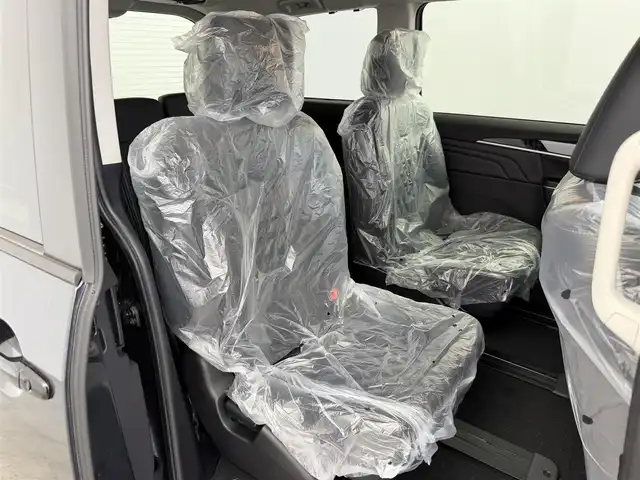 三菱 デリカＤ：５ ブラックエディション 愛知県 2025(令7)年 0.1千km グラファイトグレーメタリック/ブラックマイカ 登録済未使用車/4WD/ディーゼル/ターボ/e-Assist/  　・衝突軽減ブレーキシステム/　　・車線逸脱警報システム/　　・レーダークルーズコントロール/　　・オートマチックハイビーム/　　・BSM/アルパイン11インチナビ/　　CD/DVD/BT/フルセグ/アルパイン12.8インチ後席フリップダウンモニター/マルチアラウンドモニター/革巻きステアリング/ステアリングリモコン/パドルシフト/ステアリングヒーター/本革シート/パワーシート/シートヒーター/キャプテンシート/AC100V/両側パワースライドドア/電動サイドステップ/パワーバックドア/純正LEDヘッドライト/フォグランプ/純正18インチアルミホイール/取扱説明書/保証書/スペアキー