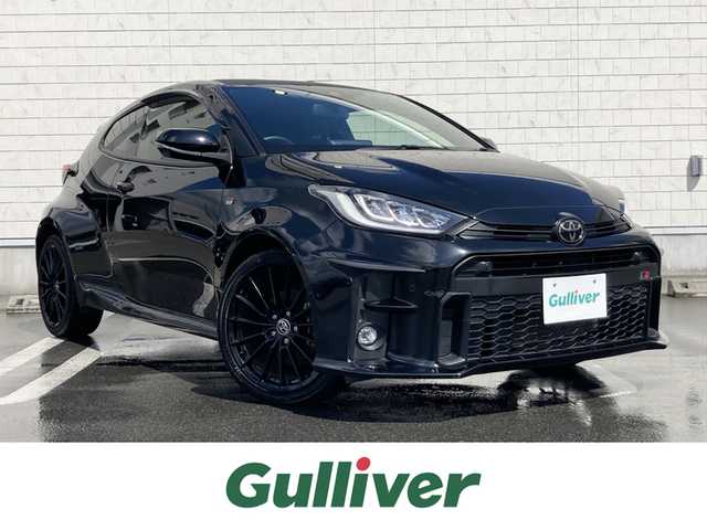 トヨタ ＧＲヤリス RS 静岡県 2022(令4)年 3万km プレシャスブラックパール Toyota Safety Sense/純正ディスプレイオーディオ/　AM FM Bluetooth USB AppleCarPlay AndroidAuto/LEDオートヘッドランプ/レーダークルーズコントロール/オートブレーキホールド/ヘッドアップディスプレイ/ドライブモードセレクト/前後方クリアランスソナー/スマートキー＆プッシュスタート/パドルシフト/ビルトインETC2.0/バックモニター/純正18インチアルミホイール