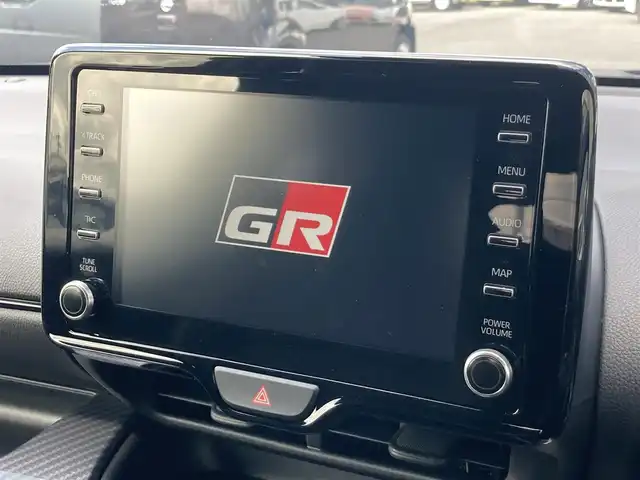 トヨタ ＧＲヤリス RS 静岡県 2022(令4)年 3万km プレシャスブラックパール Toyota Safety Sense/純正ディスプレイオーディオ/　AM FM Bluetooth USB AppleCarPlay AndroidAuto/LEDオートヘッドランプ/レーダークルーズコントロール/オートブレーキホールド/ヘッドアップディスプレイ/ドライブモードセレクト/前後方クリアランスソナー/スマートキー＆プッシュスタート/パドルシフト/ビルトインETC2.0/バックモニター/純正18インチアルミホイール