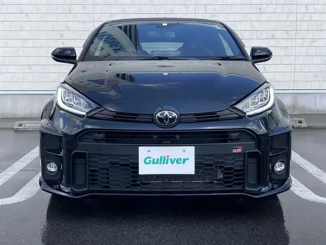 トヨタ ＧＲヤリス RS 静岡県 2022(令4)年 3万km プレシャスブラックパール Toyota Safety Sense/純正ディスプレイオーディオ/　AM FM Bluetooth USB AppleCarPlay AndroidAuto/LEDオートヘッドランプ/レーダークルーズコントロール/オートブレーキホールド/ヘッドアップディスプレイ/ドライブモードセレクト/前後方クリアランスソナー/スマートキー＆プッシュスタート/パドルシフト/ビルトインETC2.0/バックモニター/純正18インチアルミホイール