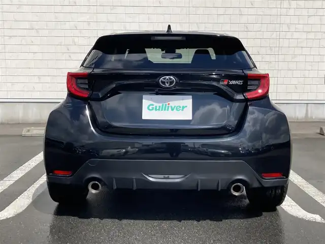 トヨタ ＧＲヤリス RS 静岡県 2022(令4)年 3万km プレシャスブラックパール Toyota Safety Sense/純正ディスプレイオーディオ/　AM FM Bluetooth USB AppleCarPlay AndroidAuto/LEDオートヘッドランプ/レーダークルーズコントロール/オートブレーキホールド/ヘッドアップディスプレイ/ドライブモードセレクト/前後方クリアランスソナー/スマートキー＆プッシュスタート/パドルシフト/ビルトインETC2.0/バックモニター/純正18インチアルミホイール