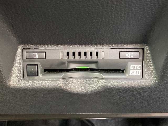 トヨタ ＧＲヤリス RS 愛知県 2022(令4)年 3万km プレシャスブラックパール Toyota Safety Sense/純正ディスプレイオーディオ/　AM FM Bluetooth USB AppleCarPlay AndroidAuto/LEDオートヘッドランプ/レーダークルーズコントロール/オートブレーキホールド/ヘッドアップディスプレイ/ドライブモードセレクト/前後方クリアランスソナー/スマートキー＆プッシュスタート/パドルシフト/ビルトインETC2.0/バックモニター/純正18インチアルミホイール