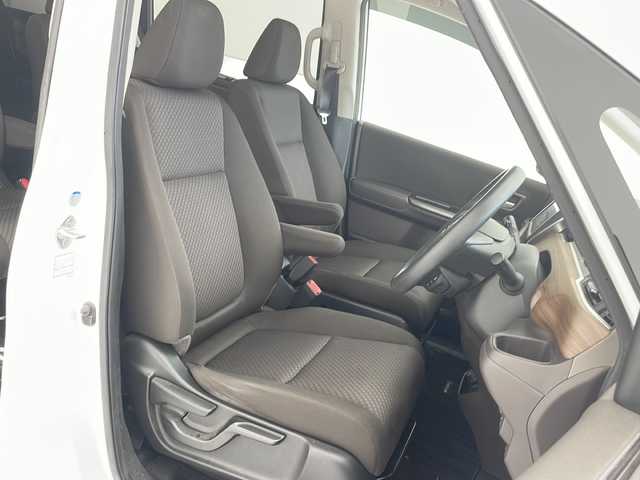 ホンダ フリード ハイブリット G ホンダセンシング 沖縄県 2021(令3)年 8.5万km プラチナホワイトパール 純正メモリナビ/　DTV/CD/DVD/USB/Bluetooth/バックカメラ/ビルトインETC/前後ドライブレコーダー/両側パワースライドドア/ホンダセンシング/レーダークルーズ/前席シートヒーター/アイドリングストップ/LEDヘッドライト/オートライト/純正フロアマット/プッシュスタート/スマートキ―