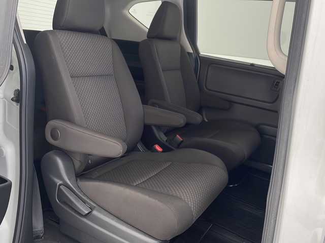 ホンダ フリード ハイブリット G ホンダセンシング 沖縄県 2021(令3)年 8.5万km プラチナホワイトパール 純正メモリナビ/　DTV/CD/DVD/USB/Bluetooth/バックカメラ/ビルトインETC/前後ドライブレコーダー/両側パワースライドドア/ホンダセンシング/レーダークルーズ/前席シートヒーター/アイドリングストップ/LEDヘッドライト/オートライト/純正フロアマット/プッシュスタート/スマートキ―