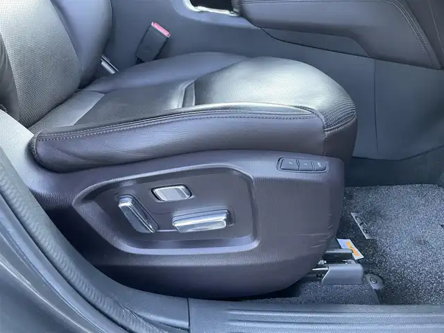 マツダ ＣＸ－８ XD エクスクルーシブモード 千葉県 2020(令2)年 5.6万km マシーングレープレミアムM サンルーフ/レザーシート/BOSEサウンドシステム/360°カメラ/マツダコネクトSDナビ/・CD/DVD/Bluetooth/フルセグTV/1列目2列目パワーシート/1列目2列目シートヒーター/1列目2列目シートベンチレーション/パワーバックドア/衝突軽減ブレーキ/レーンキープアシスト/標識認識システム/アダプティブクルーズコントロール/ステアリングヒーター/純正19インチアルミホイール/純正前後ドライブレコーダー/ETC/アダプティブLEDヘッドライト/フォグランプ/アイドリングストップ/ルーフレール/ドアバイザー/本革巻きステアリング/サイド＆カーテンエアバッグ/新車時保証書&取扱説明書