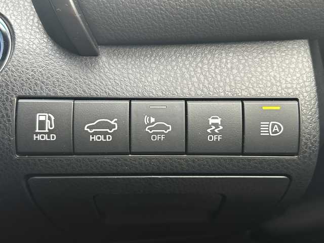 トヨタ カムリ G レザーパッケージ 福島県 2019(令1)年 6.3万km アティチュードブラックマイカ 純正ナビ/(CD/DVD/BD/USB)/レザーシート/前席パワーシート/前席ヒートヒーター/ブラインドスポットモニター/ヘッドアップディスプレイ/プリクラッシュセーフティ/レーダークルーズコントロール/レーンキープ/LEDオートライト/オートハイビーム/フォグランプ/ビルトインETC/バックカメラ/ドライブレコーダー/プッシュスタート/純正ドアバイザー/純正フロアマット