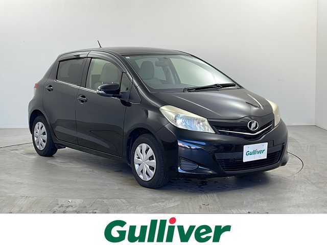 トヨタ ヴィッツ ジュエラ 栃木県 2013(平25)年 3.8万km ブラックマイカ 純正SDナビ/・AM/FM/CD/DVD/フルセグ/BT/バックカメラ/ETC/電動格納ミラー/純正マット/ドアバイザー/保証書/取扱説明書