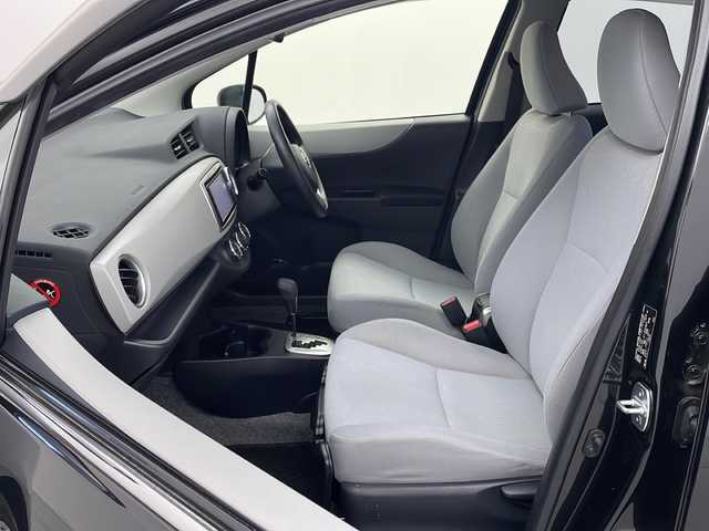 トヨタ ヴィッツ ジュエラ 栃木県 2013(平25)年 3.8万km ブラックマイカ 純正SDナビ/・AM/FM/CD/DVD/フルセグ/BT/バックカメラ/ETC/電動格納ミラー/純正マット/ドアバイザー/保証書/取扱説明書