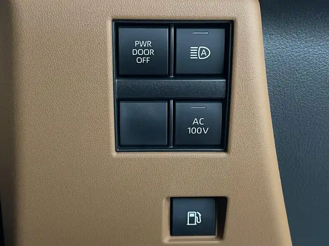 トヨタ ヴェルファイア ハイブリット Z プレミア 埼玉県 2024(令6)年 1.8万km プラチナホワイトパールマイカ ムーンルーフ　後席モニター　茶革　３６０°　ＢＳＭ　純正１４型ナビ　両側電動　オットマン　温シート　ベンチレーション　デジタルインナーミラー　ＨＵＤ　スペアタイヤ　アドバンストパーク　ＥＴＣ　