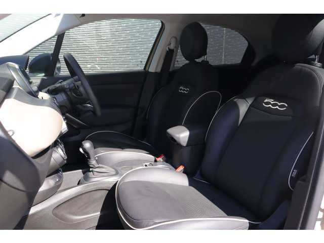 フィアット ５００Ｘ クロス 大分県 2021(令3)年 2.1万km ベージュ 前面衝突警告/アダプティブクルーズコントロール/ブラインドスポットモニター/純正ディスプレイオーディオ/ＣａｒＰｌａｙ/Bluetooth/バックカメラ/黒革/シートヒーター/パワーシート/パドルシフト/ＬＥＤヘッドライト/自動ハイビーム/アダプティブヘッドライト/社外１７インチＡＷ（DEANクロスカントリー）/ＥＴＣ