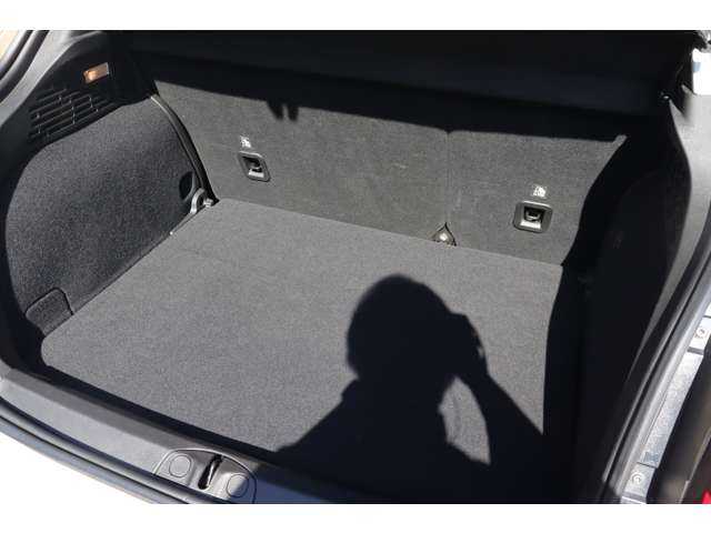 フィアット ５００Ｘ クロス 大分県 2021(令3)年 2.1万km ベージュ 前面衝突警告/アダプティブクルーズコントロール/ブラインドスポットモニター/純正ディスプレイオーディオ/ＣａｒＰｌａｙ/Bluetooth/バックカメラ/黒革/シートヒーター/パワーシート/パドルシフト/ＬＥＤヘッドライト/自動ハイビーム/アダプティブヘッドライト/社外１７インチＡＷ（DEANクロスカントリー）/ＥＴＣ