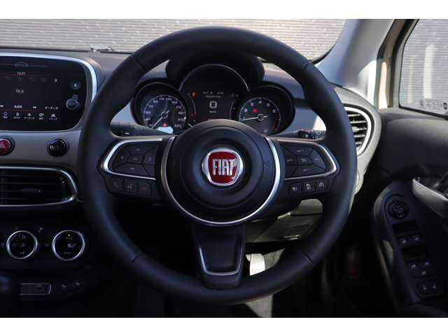 フィアット ５００Ｘ クロス 大分県 2021(令3)年 2.1万km ベージュ 前面衝突警告/アダプティブクルーズコントロール/ブラインドスポットモニター/純正ディスプレイオーディオ/ＣａｒＰｌａｙ/Bluetooth/バックカメラ/黒革/シートヒーター/パワーシート/パドルシフト/ＬＥＤヘッドライト/自動ハイビーム/アダプティブヘッドライト/社外１７インチＡＷ（DEANクロスカントリー）/ＥＴＣ