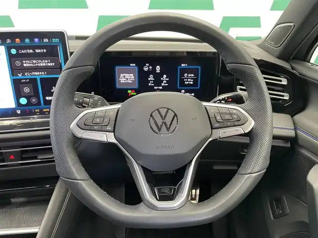 フォルクスワーゲン ＶＷ ティグアン eTSI Rライン 鹿児島県 2025(令7)年 0.1万km シルバー ワンオーナー/ラグジュアリーパッケージ/・電動パノラマスライディングルーフ/・Harman/Kardonプレミアムサウンドシステム/レザーシートパッケージ/・レザーシート/・前席リラクゼーション機能付シート/・前席ポジションメモリー付パワーシート/・前席座面調整式シート/・シートベンチレーション/R-Line専用エクステリア/純正15インチインフォテイメントシステム/10.25インチデジタルメータークラスター/アラウンドビューカメラ/フォルクスワーゲンオールインセーフティ/インテリアアンビエントライト/LEDマトリックスヘッドライト/パワーテールゲート/プログレッシブステアリング/純正20インチアルミホイール/純正フロアマット/ETC2.0/保証書/取説書